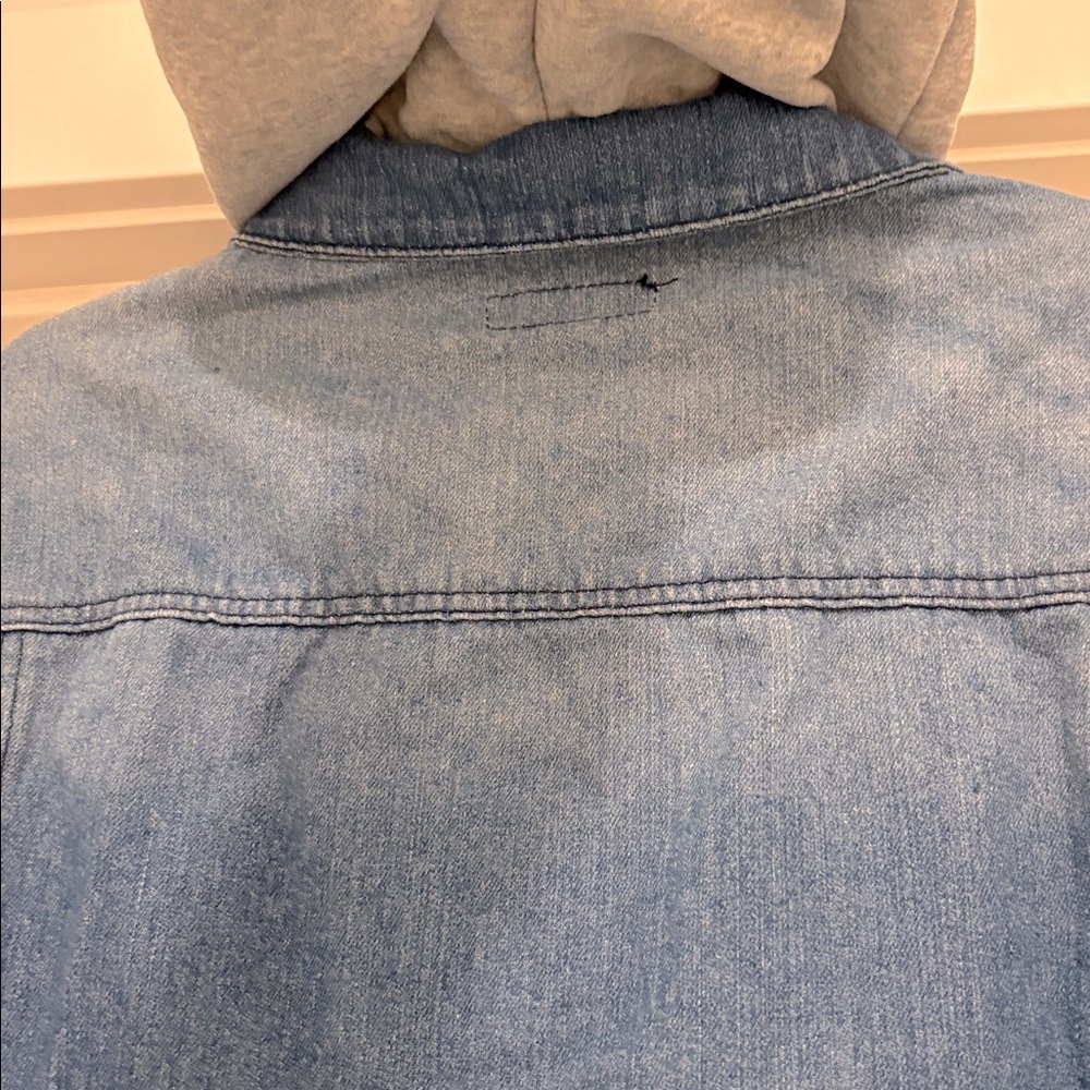 [Thrill Jeans] Distressed Hooded Sweatshirt Button-Up Denim Jacket Women’s Sz M - Picture 9 of 14